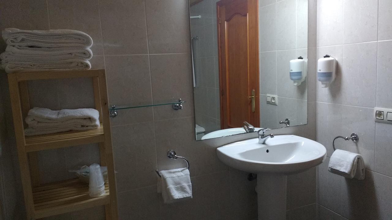 Ca L'Amadeu Hotel Vilanova de Escornalbou Exterior foto